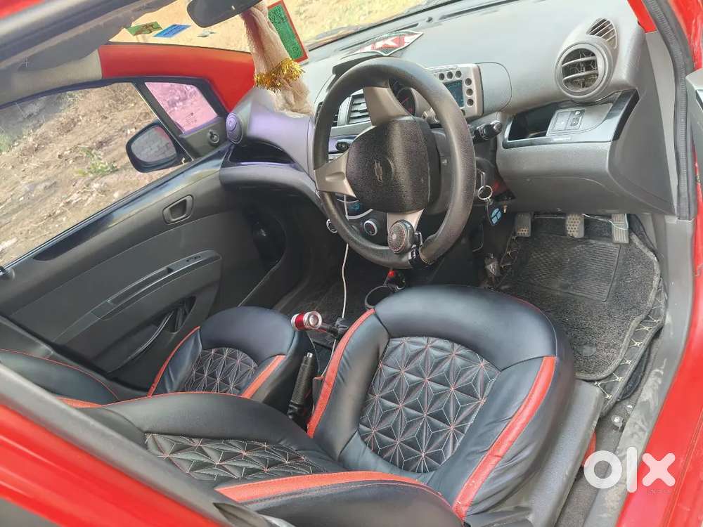 Dikkat Koi Nhi Hai Bas Badi Car Lena Hai