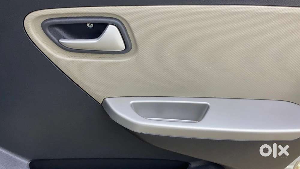 Maruti Suzuki Alto K10 Vxi, 2017, Petrol