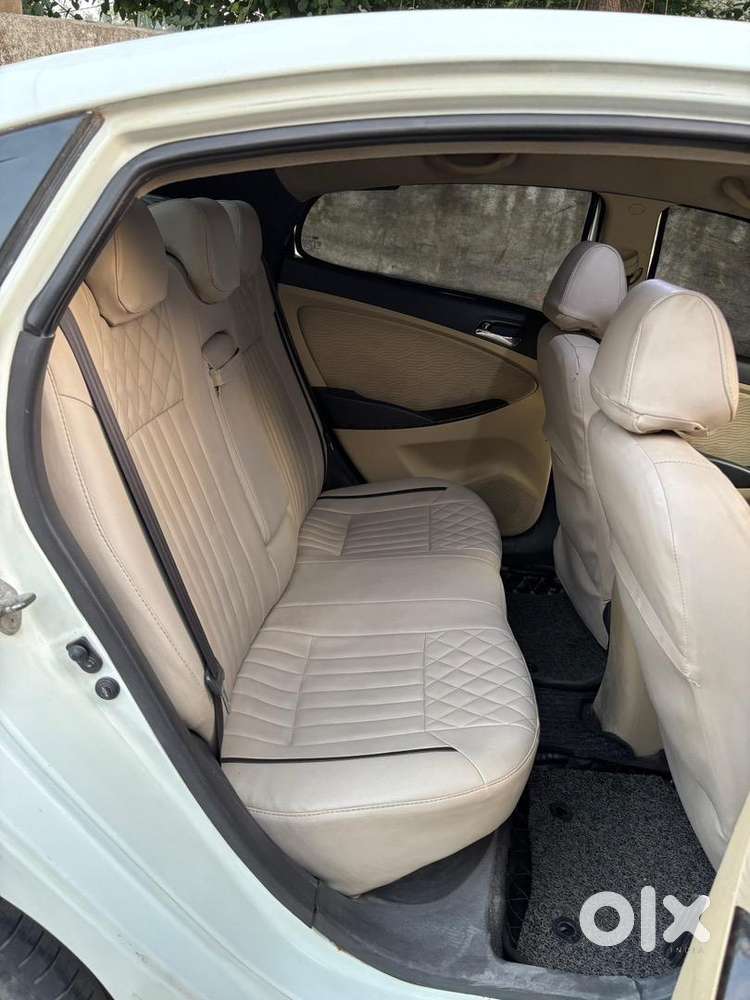Verna 2013 Manual Top Model Fixed Price  / Only Genuine Buys Only Plz