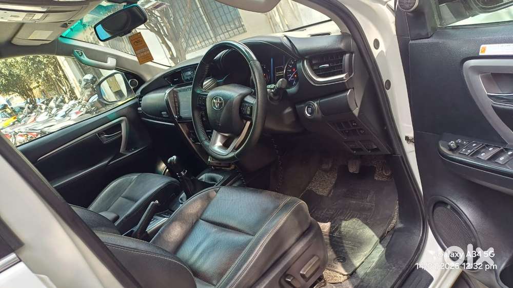 Toyota Fortuner 4x2 Mt 2.8 Diesel, 2023, Diesel