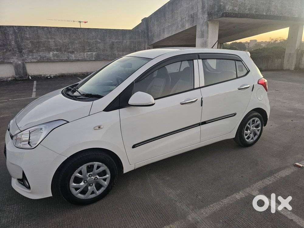 Hyundai Grand I10 Sportz 1.2 Kappa Vtvt, 2017, Petrol
