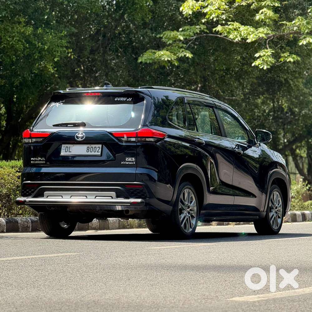 Toyota Innova Hycross 2.0 Zx (o) Hybrid 7 Str, 2024, Petrol