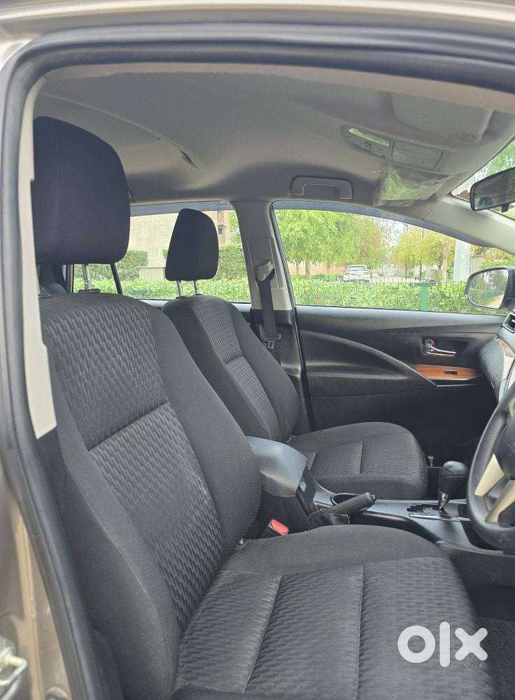 Toyota Innova Crysta [2020-ongoing] 2.7 Gx At 7 Str, 2021, Diesel