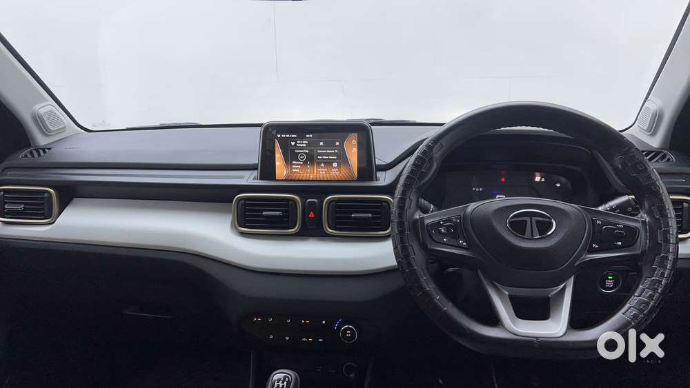 Tata Punch Accomplished Mt Sunroof, 2024, Petrol