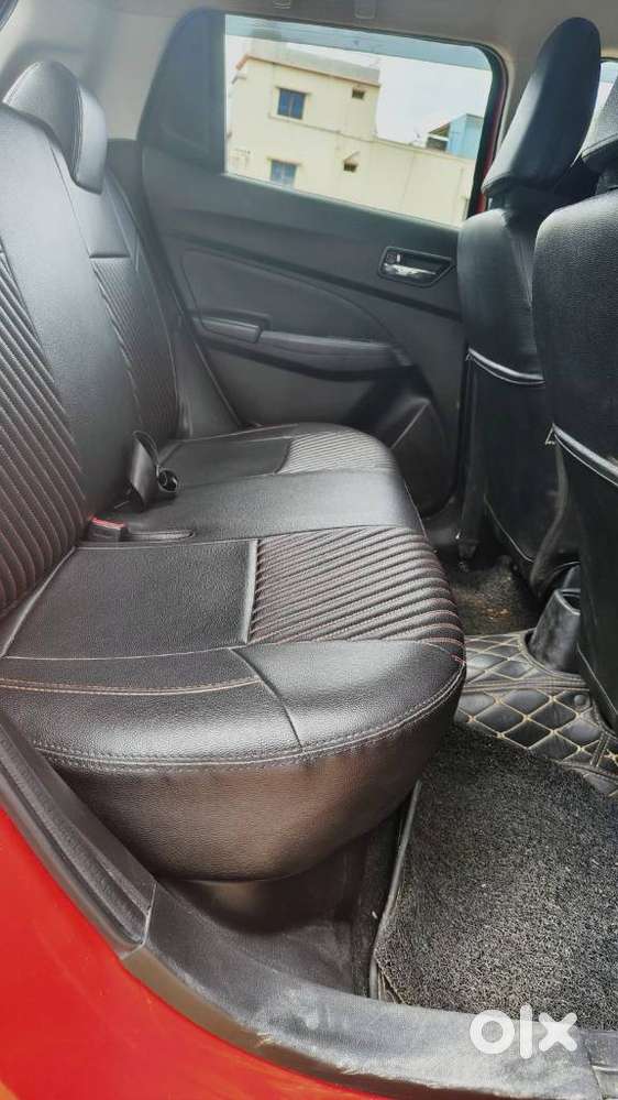 Maruti Suzuki Swift Vxi + Manual, 2022, Petrol