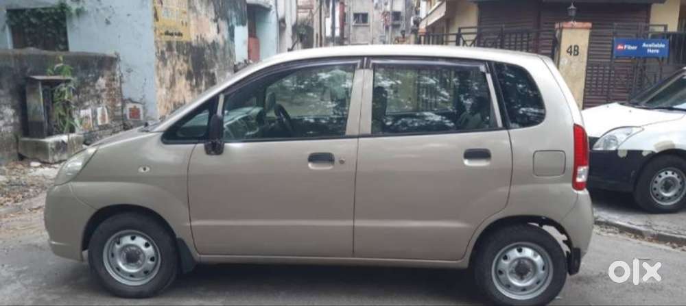 Maruti Suzuki Zen Estilo Lxi Bs Iv, 2010, Petrol