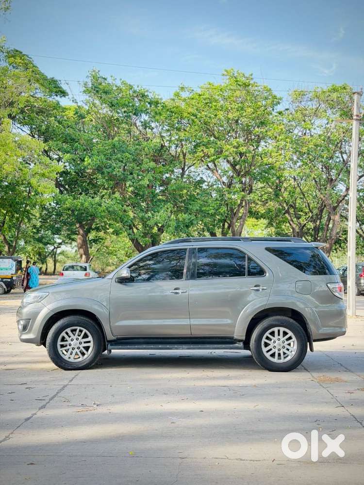 Toyota Fortuner Diesel 2012