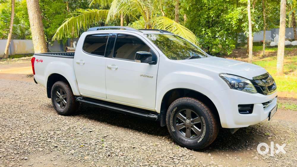 Isuzu D-max V-cross 2018 Diesel Good Condition