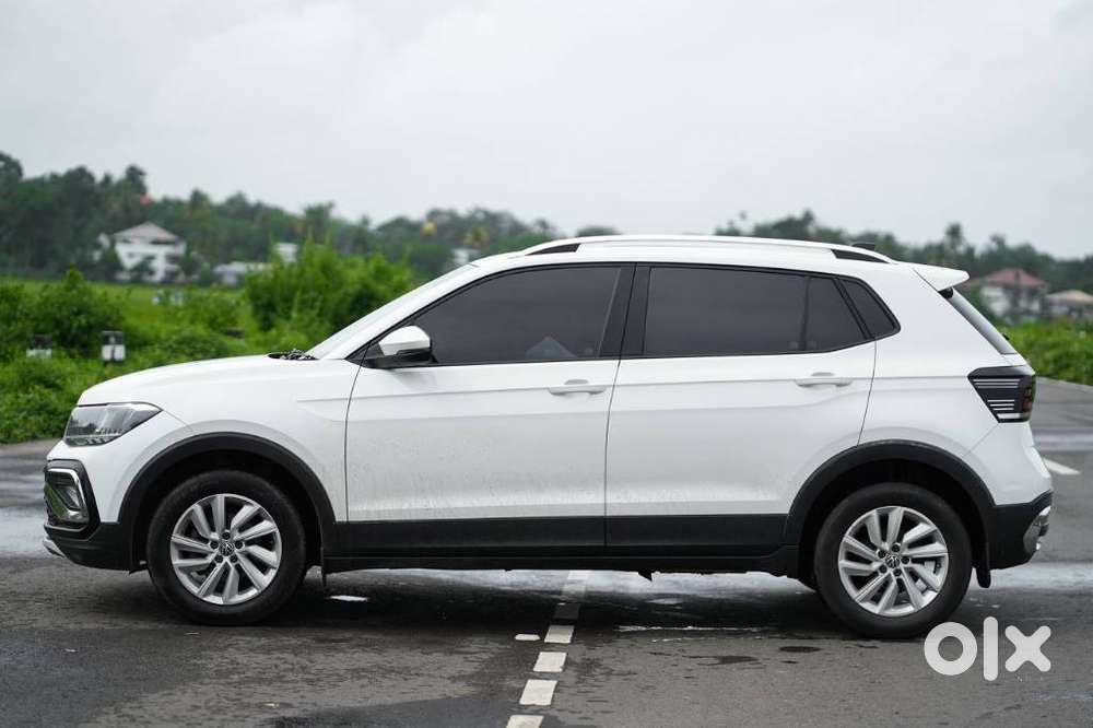 Volkswagen Taigun 1.0 Tsi Highline At, 2022, Petrol