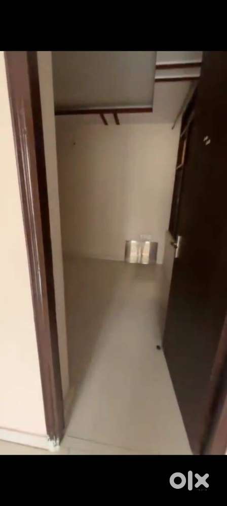 Makan on Rent Near  JK Chauraha