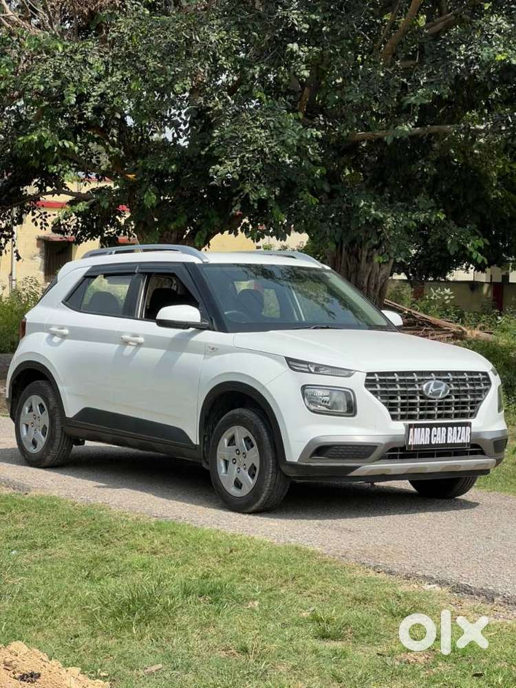 Hyundai Venue S 1.2 Petrol, 2021, Petrol