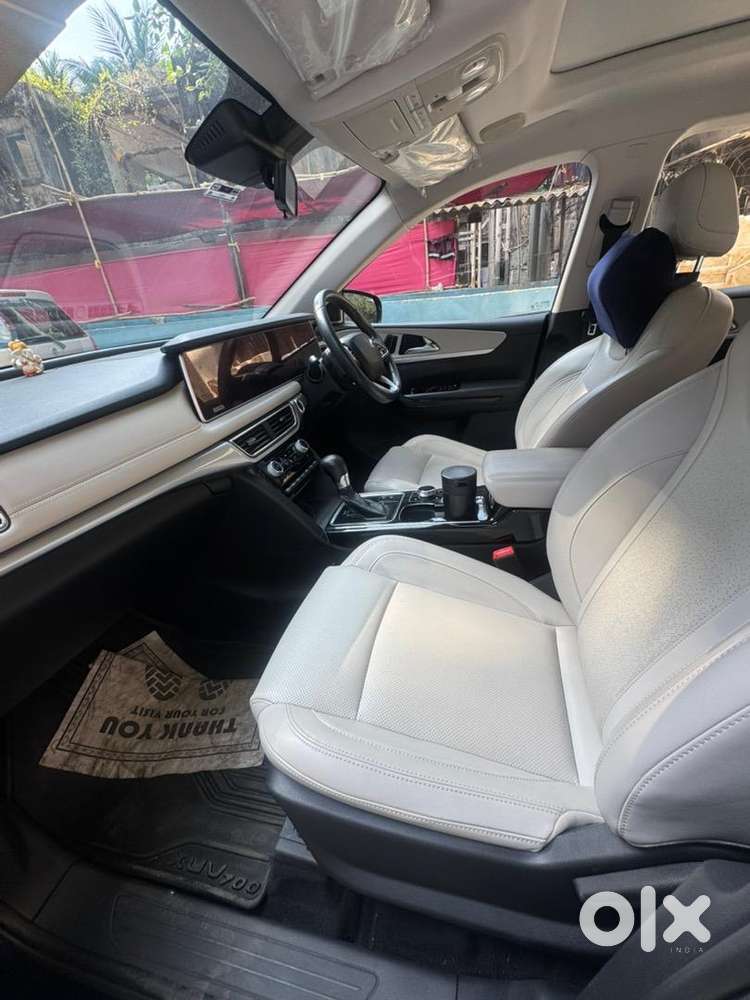 Mahindra Xuv700 2022 Diesel, Well Maintained 16800 Km Driven