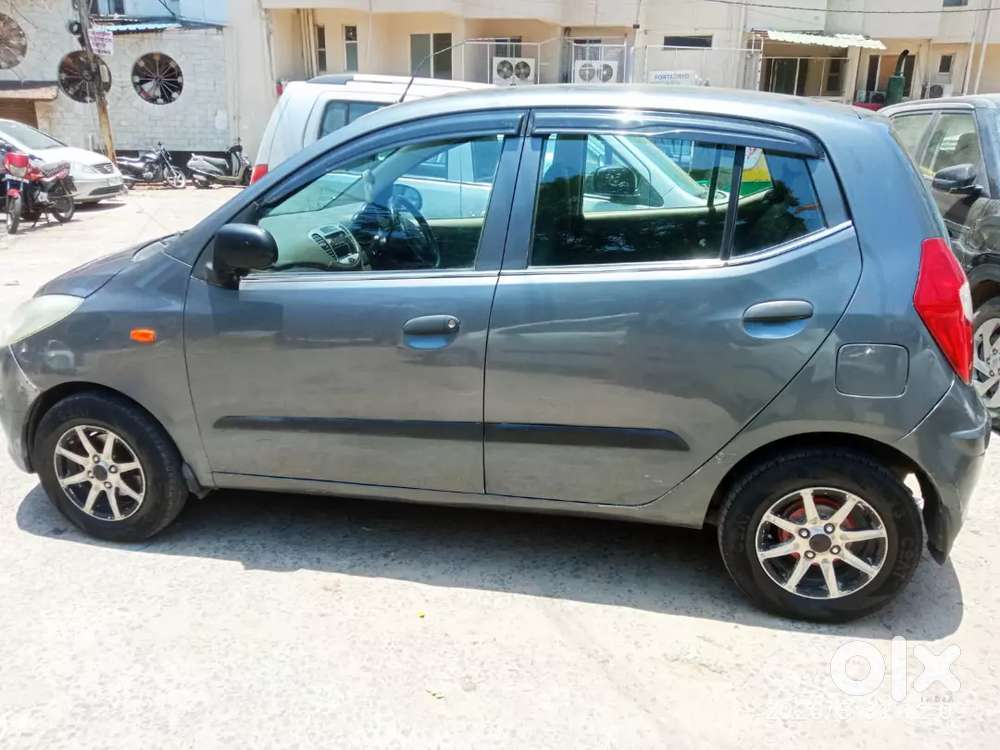 Hyundai I10 2014 Petrol 75000 Km Driven