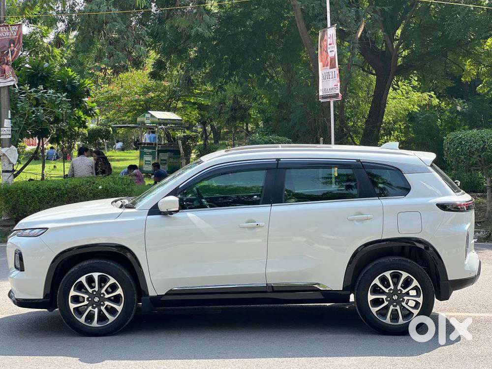 Maruti Suzuki Grand Vitara 1.5 Alpha Plus Dual Tone Intelligent Hybr..