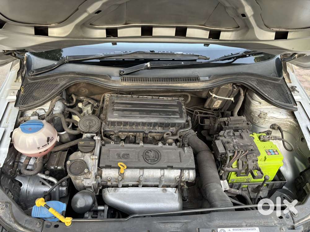 Skoda Rapid 1.6 Mpi At Style, 2017, Petrol