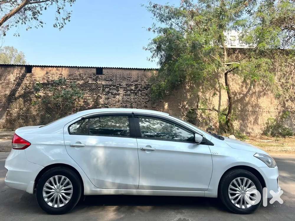 Maruti Suzuki Ciaz Vxi 2015