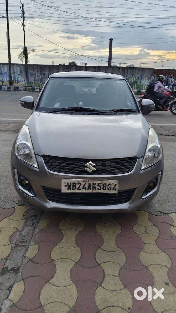 Maruti Suzuki Swift Vxi + Manual, 2017, Petrol