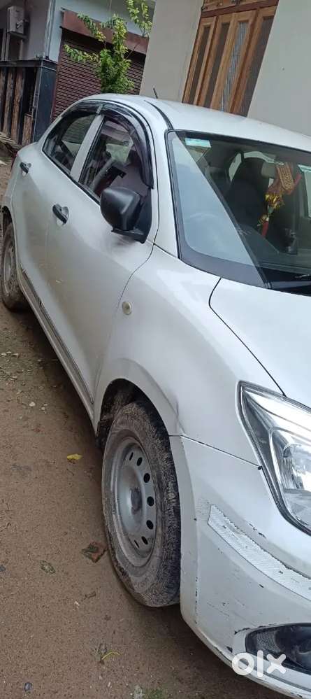Maruti Suzuki Dzire 1.2 Tour 2023