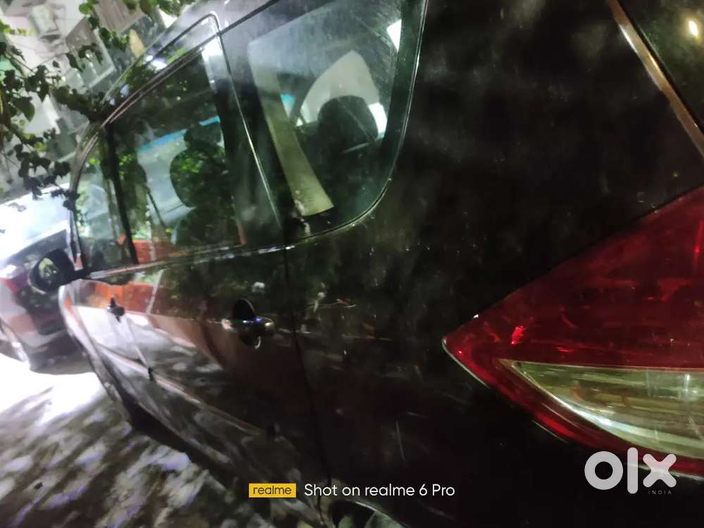 Maruti Ertiga 2017 Limited Edition , Good Condition