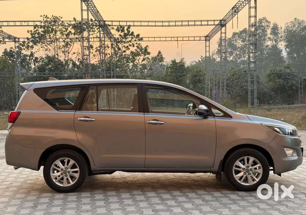 Toyota Innova Crysta 2.4 V, 2018, Diesel