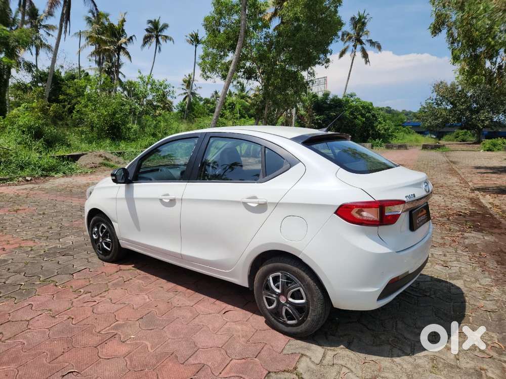 Tata Tigor 1.2 Revotron Xta, 2017, Petrol