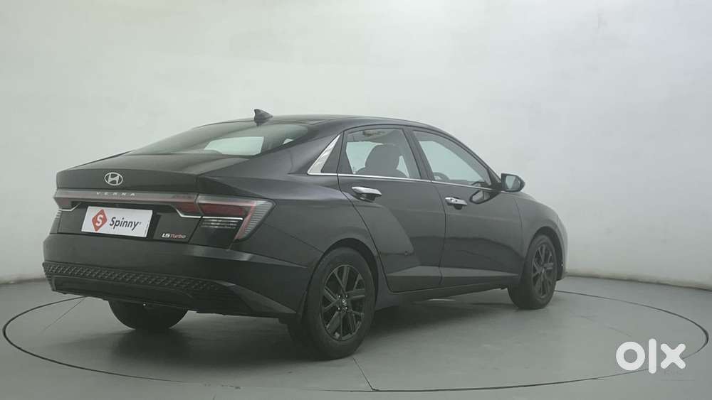 Hyundai Verna 1.5 Sx Turbo Petrol Mt, 2023, Petrol