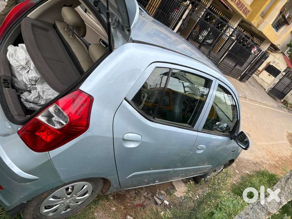 Hyundai I10 Sportz 2011 Car