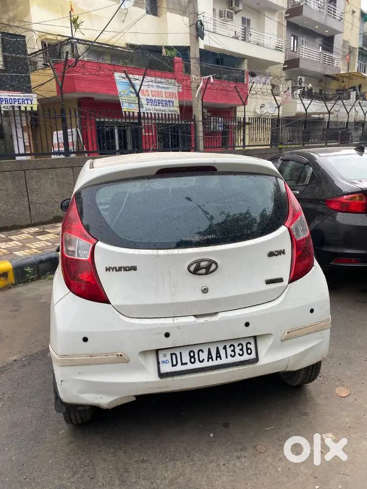 Hyundai Eon Magna + 2011