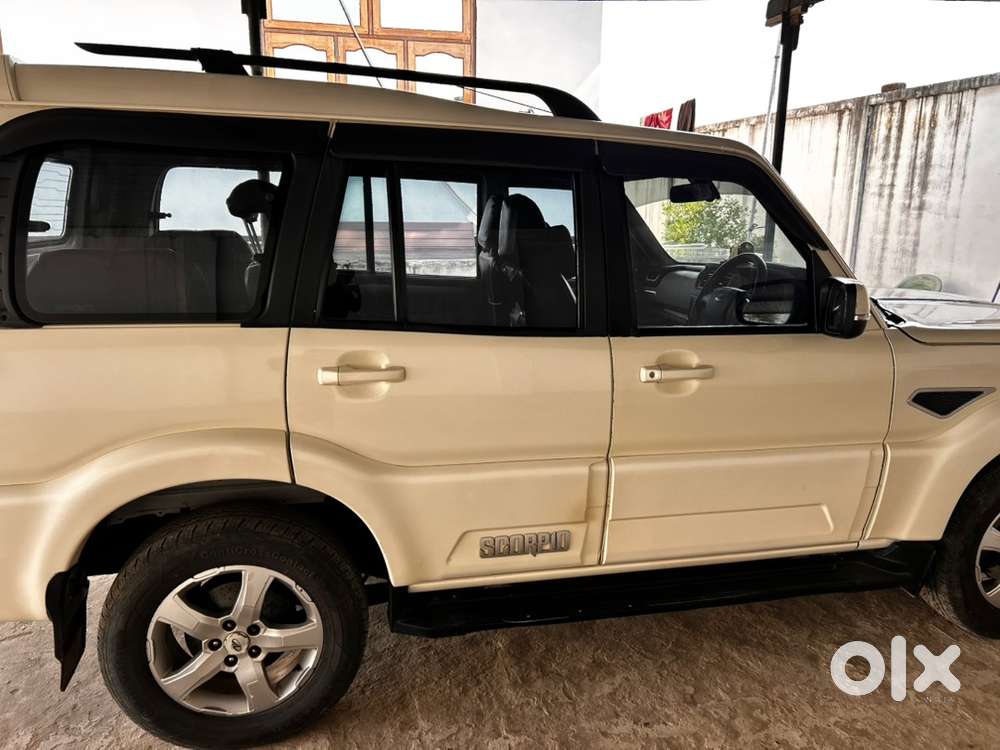 Mahindra Scorpio 2018 Diesel Well Maintained