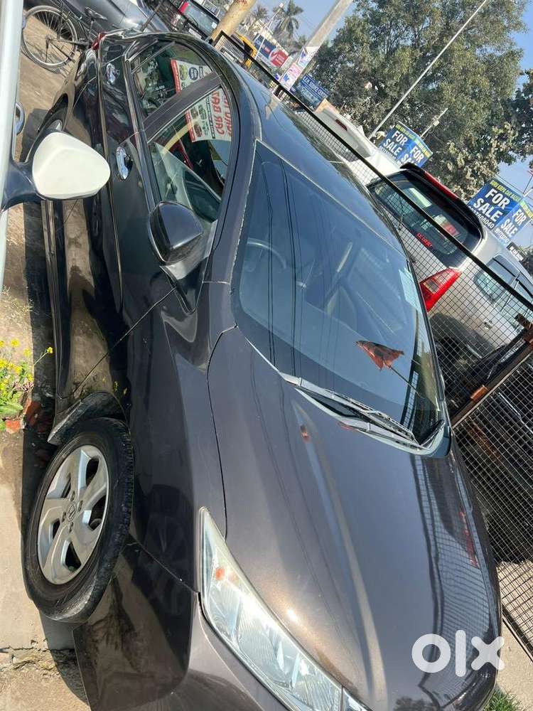 Honda City 2014 Diesel With Sunroof And Push Start