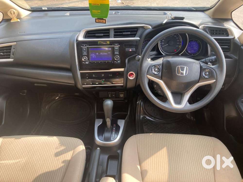 Honda Jazz V Automatic, 2020, Petrol