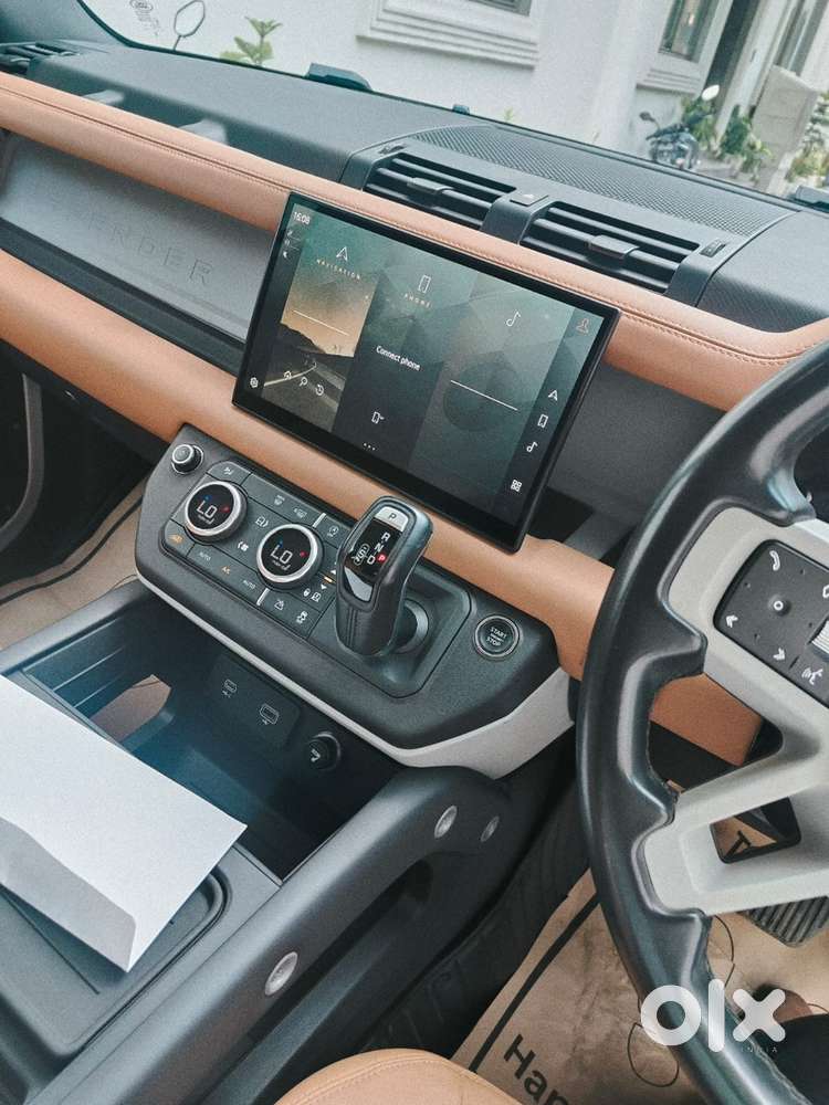 Land Rover Defender 2023 Year