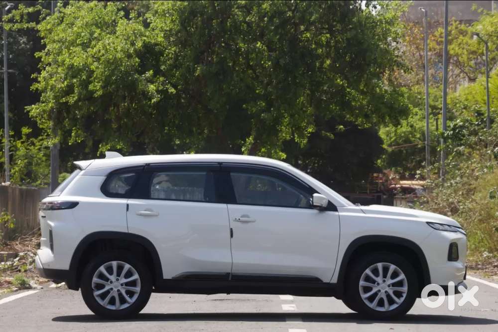 Maruti Suzuki Grand Vitara 1.5 Delta Smart Hybrid At, 2023, Petrol