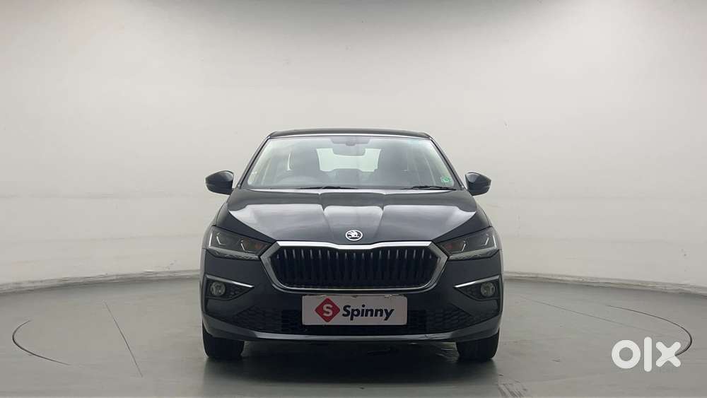 Skoda Slavia Style 1.0l Tsi Mt, 2023, Petrol