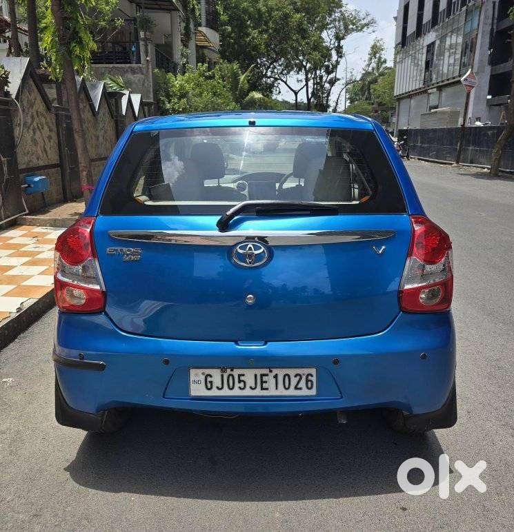 Toyota Etios Liva V, 2013, Petrol