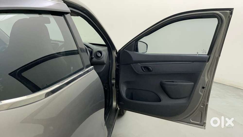 Renault Kwid 1.0 Rxt, 2016, Petrol