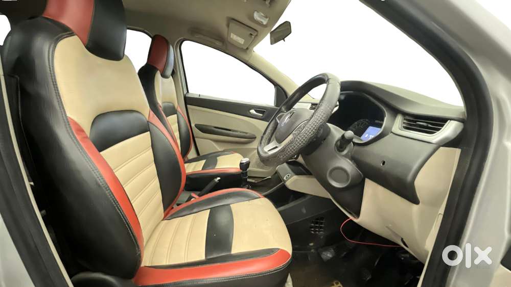 Renault Triber Rxz, 2020, Petrol