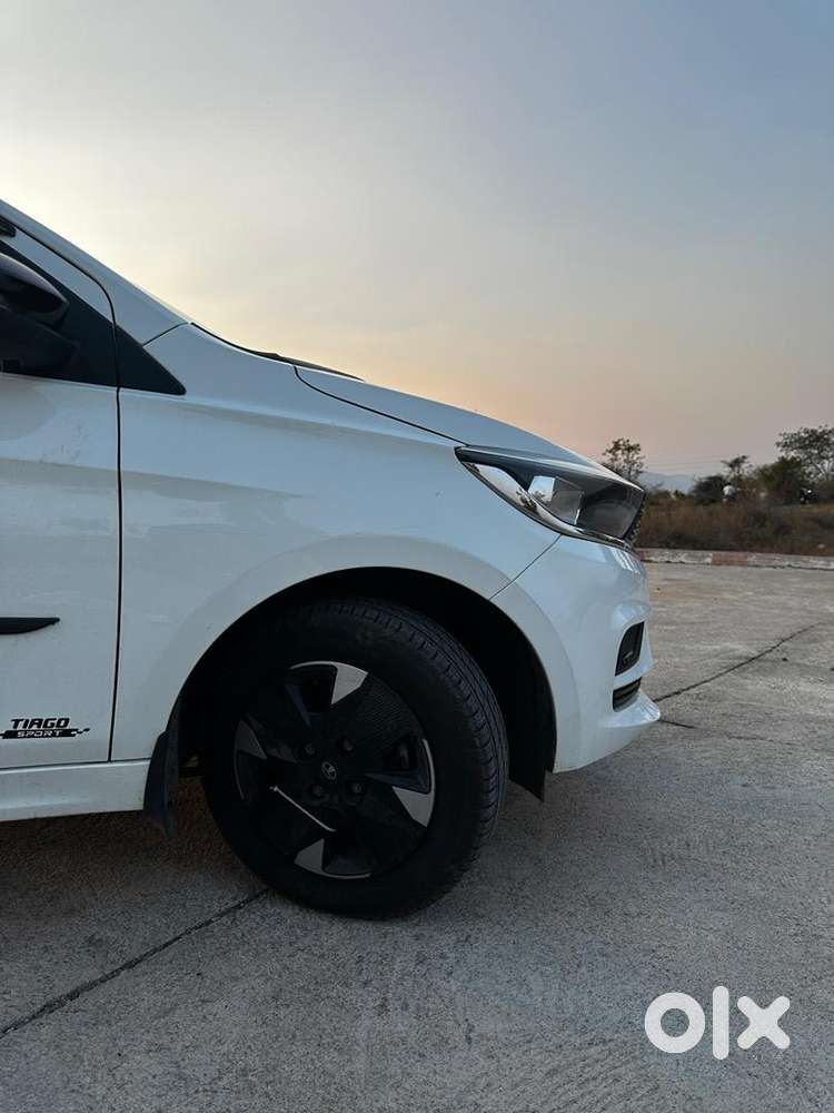 Full Serviced In Showroom