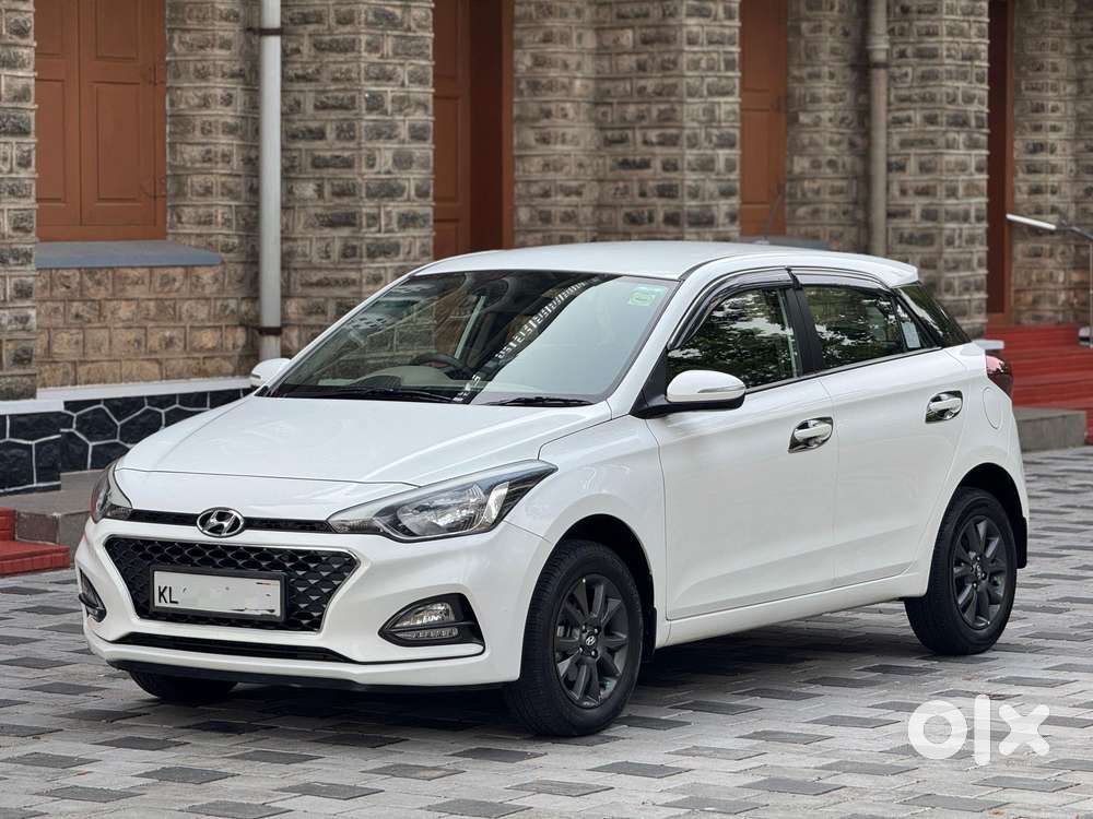 Hyundai I20 Sportz Plus Cvt, 2020, Petrol