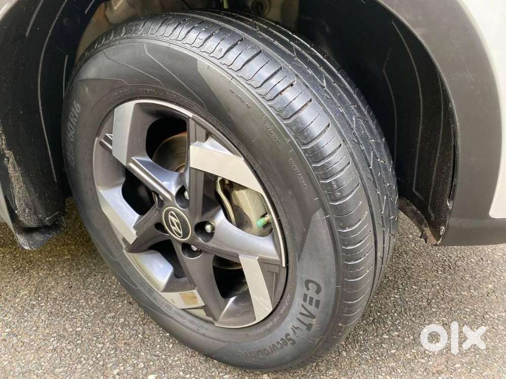 Hyundai Venue Sx Plus Turbo Dct, 2022, Petrol