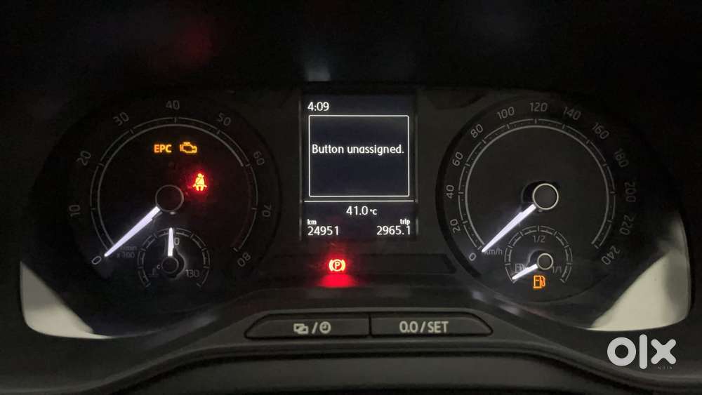 Skoda Kushaq Ambition 1.0l Tsi Mt, 2023, Petrol