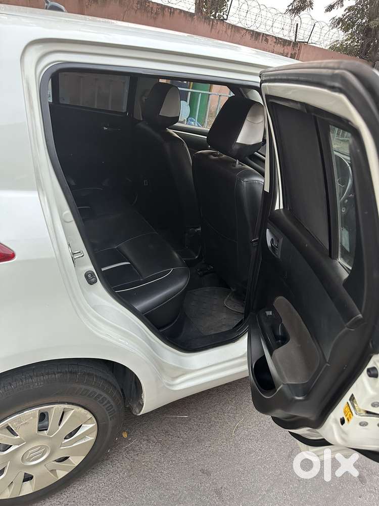 Maruti Suzuki Swift 1.2 Vxi (o), 2014, Petrol