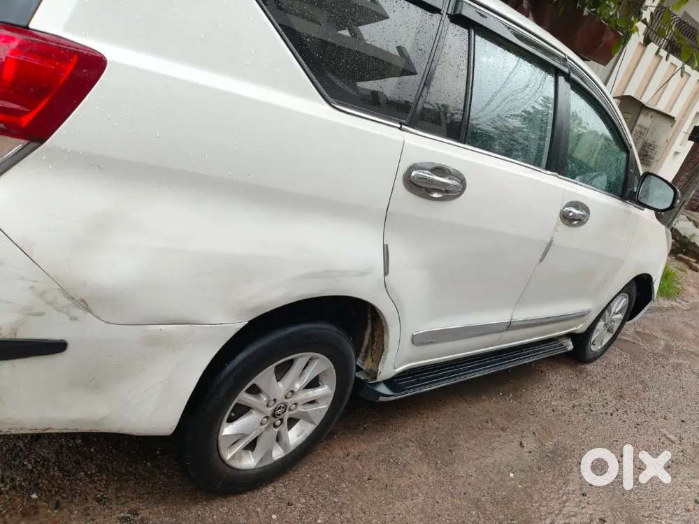 Toyota Innova Crysta 2017