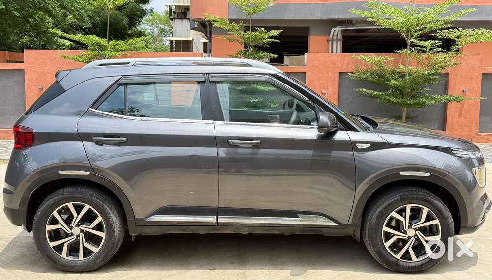 Hyundai Venue 1.2 S Plus, 2021, Petrol