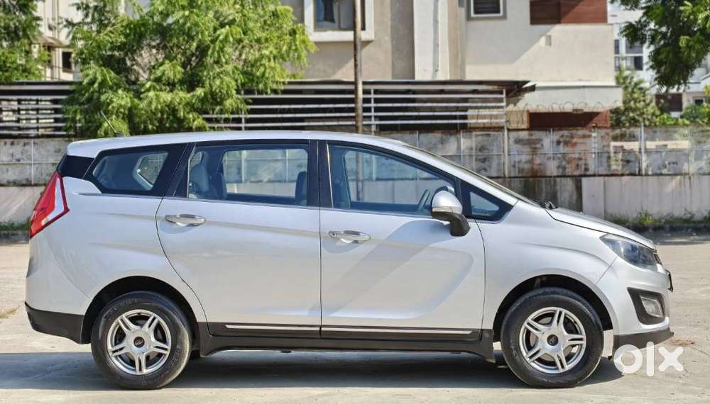 Mahindra Marazzo M6 8str, 2019, Diesel