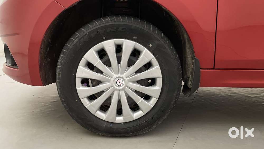 Tata Tiago 1.2 Revotron Xt, 2018, Petrol