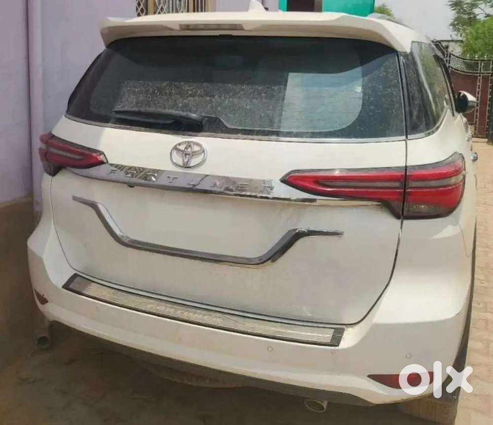 Toyota Fortuner 2024 Diesel Well Maintained