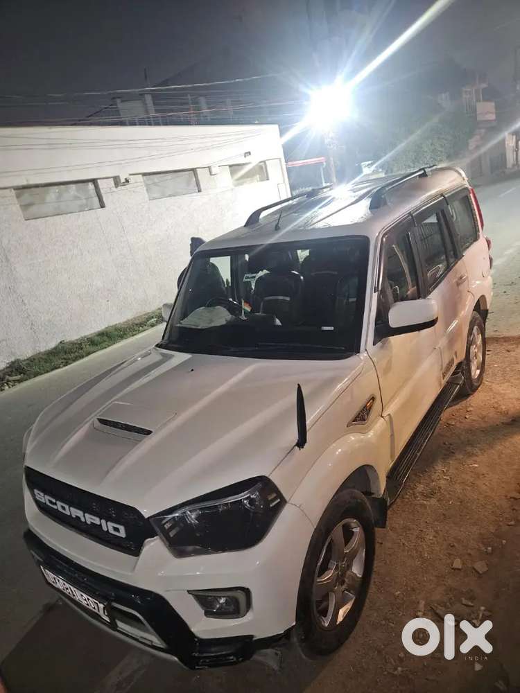 Mahindra Scorpio 2016 Diesel Manual 4th Owner