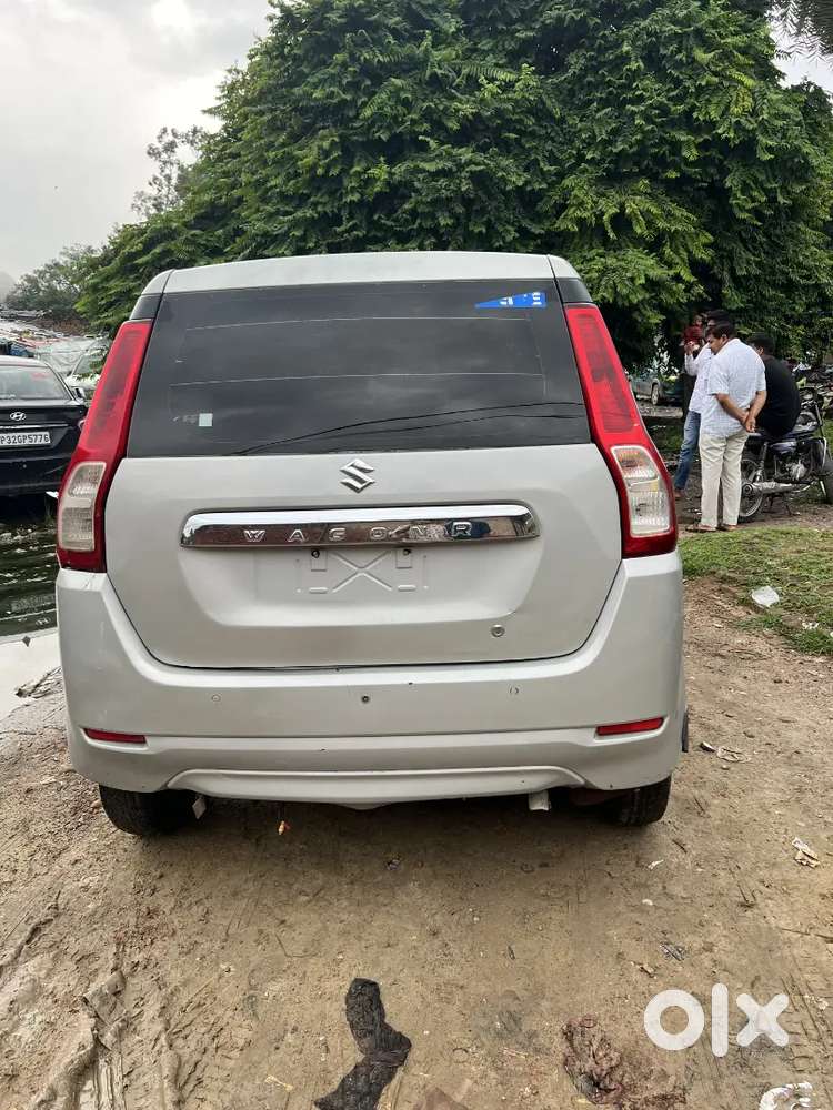 Up. 32 Tn      Taxi Parmat