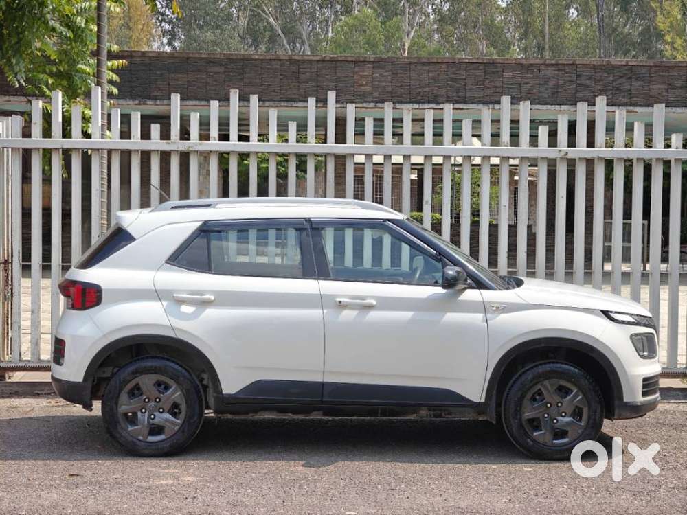 Hyundai Venue E 1.2 Petrol, 2023, Petrol